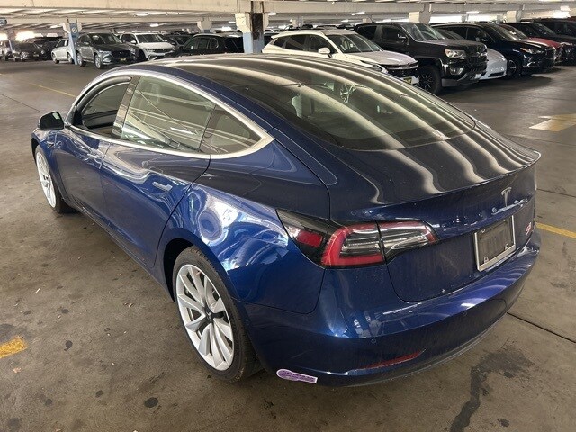 2019 Tesla Model 3 Standard Range Plus photo 3