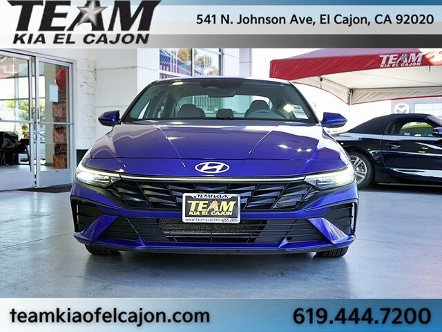2024 Hyundai Elantra SE photo 4