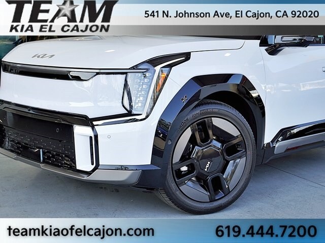 2026 Kia EV9 GT-Line photo 3