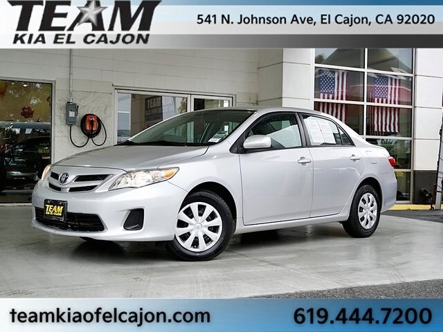 2011 Toyota Corolla LE photo 2