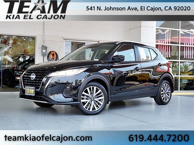 2024 Nissan Kicks SV photo 2