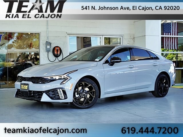 2026 Kia K5 GT-Line photo 2