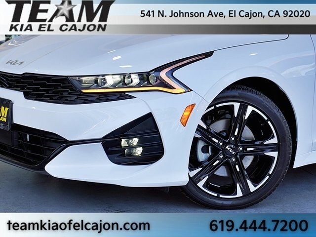 2022 Kia K5 GT-Line photo 3