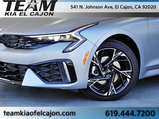 2026 Kia K5 GT-Line photo 3