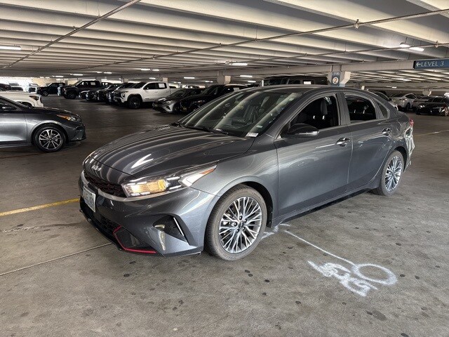 2023 Kia Forte GT-Line photo 2
