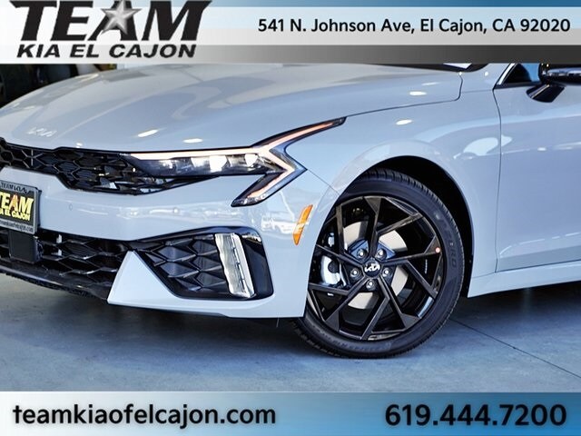 2026 Kia K5 GT-Line photo 3