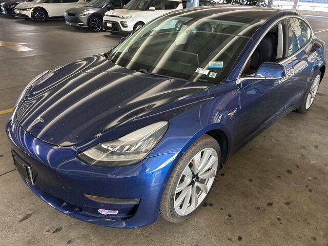 2019 Tesla Model 3 Standard Range Plus photo 4