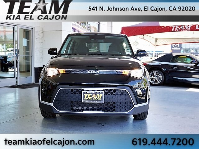 2025 Kia Soul LX photo 3