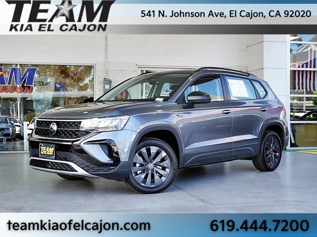 2024 Volkswagen Taos S photo 2