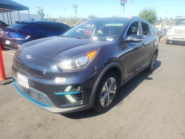 Used 2019 Kia Niro EX with VIN KNDCC3LG9K5019974 for sale in El Cajon, CA