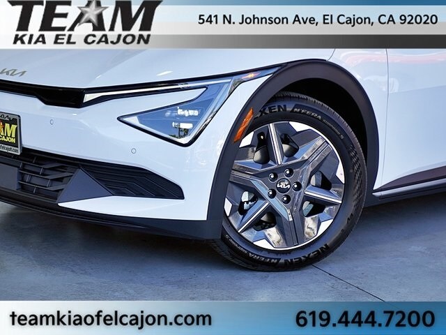 2025 Kia EV6 Light Wind photo 3