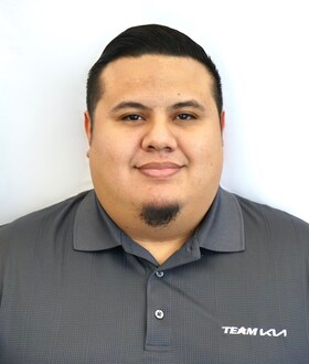 Staff member Danny Gonzalez from ID_6980ade5c624