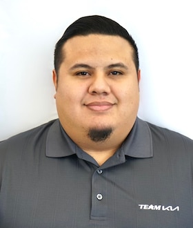Staff member Danny Gonzalez from ID_6980ade5c624