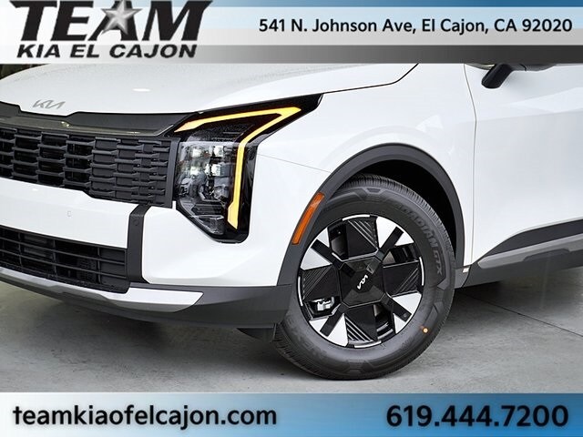 2026 Kia Sportage Hybrid LX photo 3