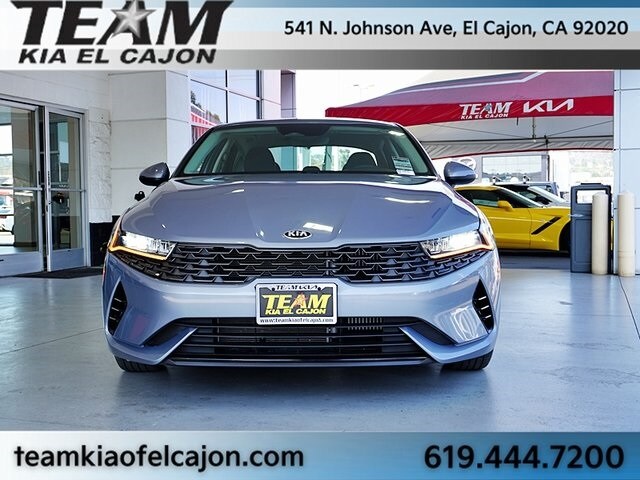 2021 Kia K5 LX photo 3