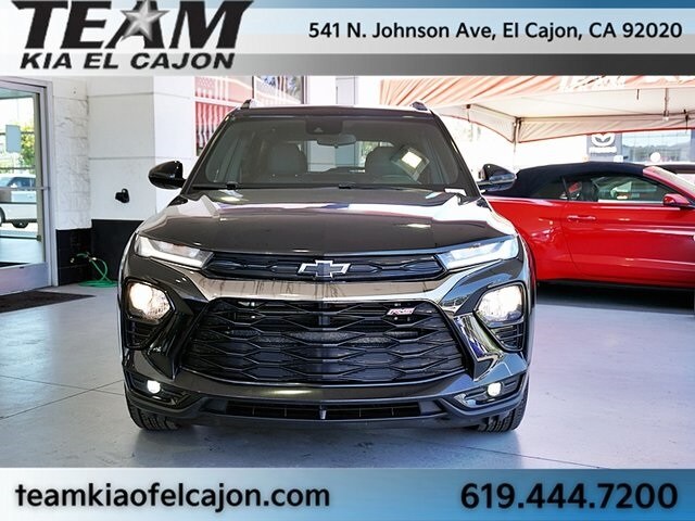 2022 Chevrolet Trailblazer RS photo 2
