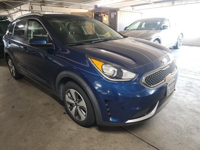 2019 Kia Niro LX photo 2