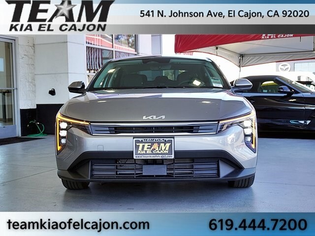 2025 Kia K4 LXS photo 4