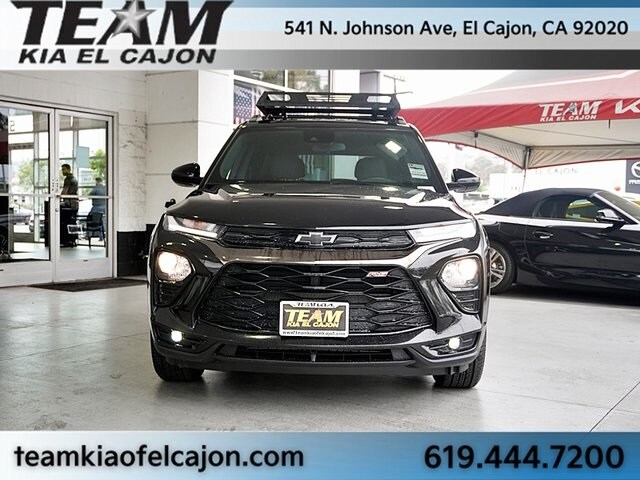 2023 Chevrolet Trailblazer RS photo 2