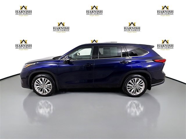 2023 Toyota Highlander Platinum photo 4