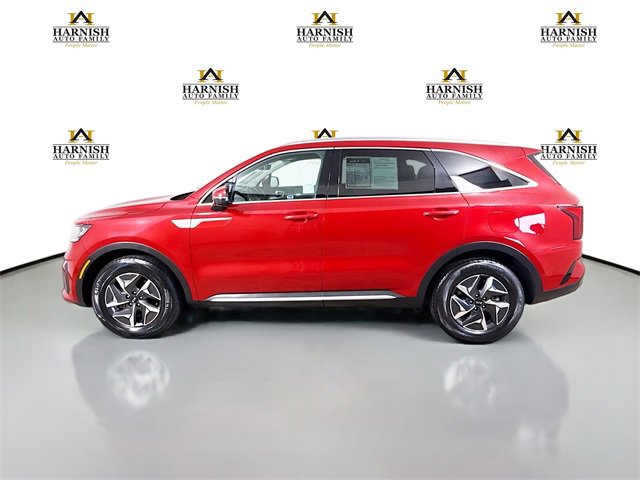 2021 Kia Sorento Hybrid S photo 2