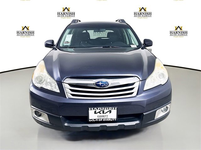 2011 Subaru Outback 2.5i photo 2