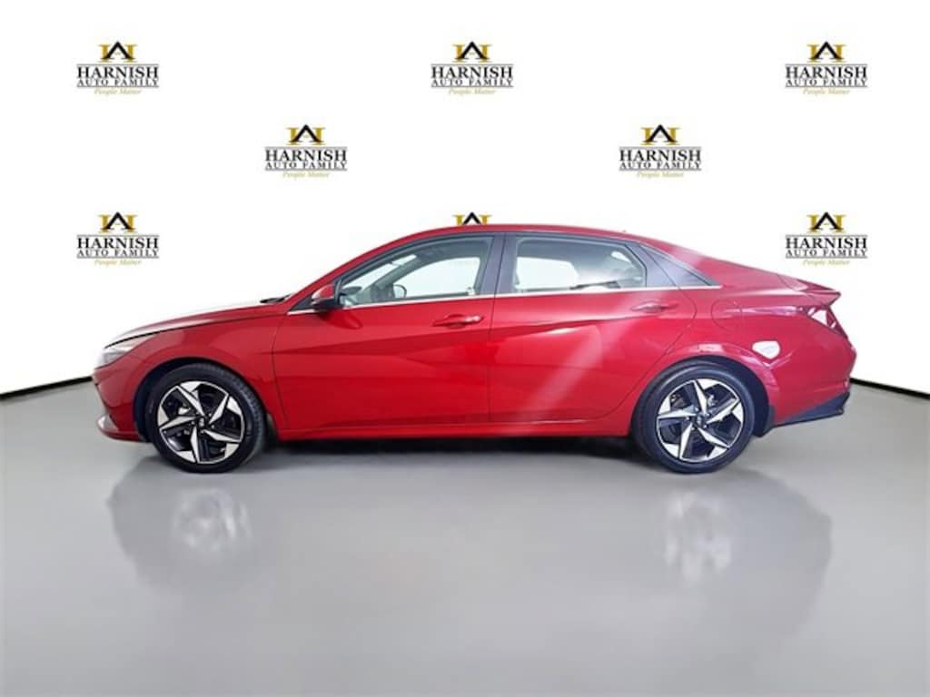 Used 2023 Hyundai Elantra Limited Limited IVT