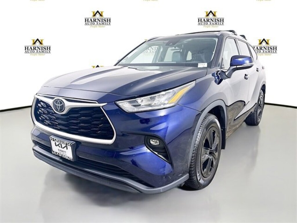 Used 2020 Toyota Highlander XLE XLE AWD