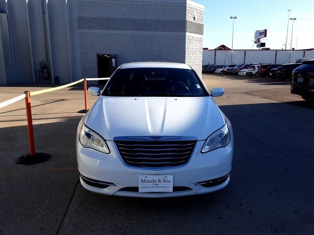 Used 2012 Chrysler 200 Touring with VIN 1C3CCBBG5CN164611 for sale in Fargo, ND