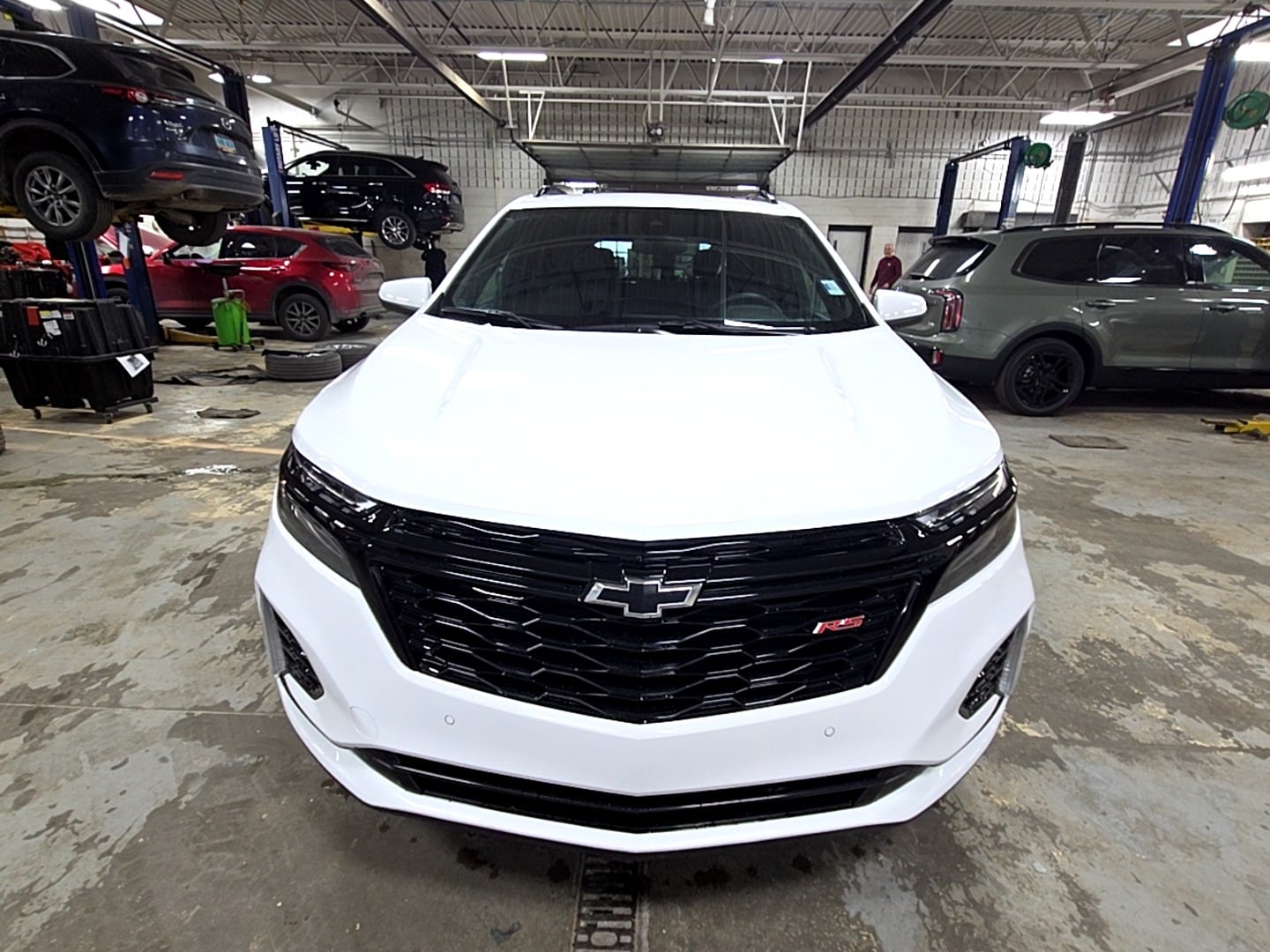 Used 2024 Chevrolet Equinox RS with VIN 3GNAXWEG1RS182250 for sale in Fargo, ND