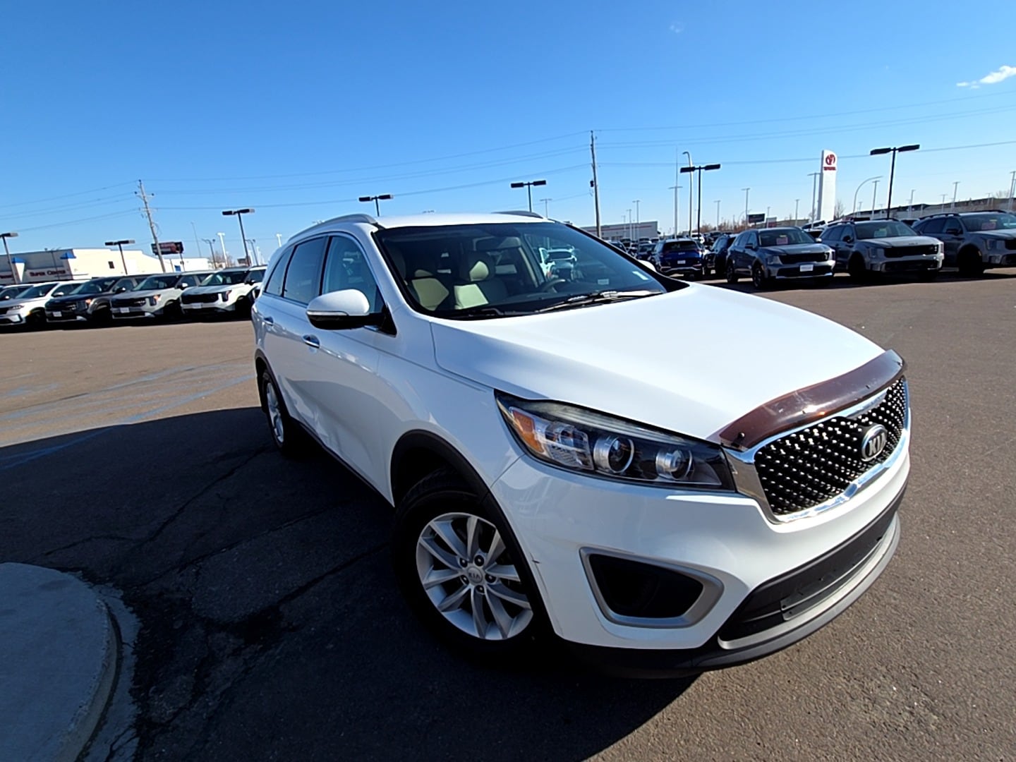 Used 2018 Kia Sorento LX with VIN 5XYPG4A32JG345259 for sale in Fargo, ND