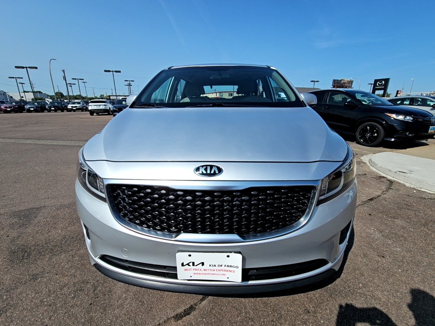 Used 2015 Kia Sedona L with VIN KNDMA5C10F6025292 for sale in Fargo, ND