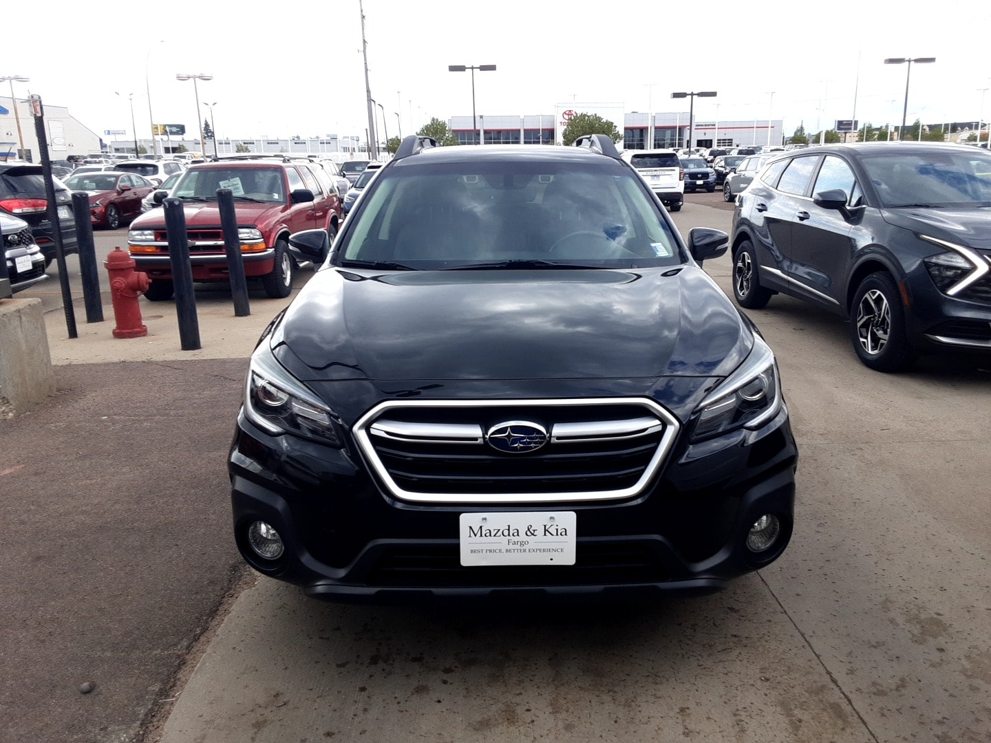 Used 2018 Subaru Outback Limited with VIN 4S4BSANC1J3356416 for sale in Fargo, ND