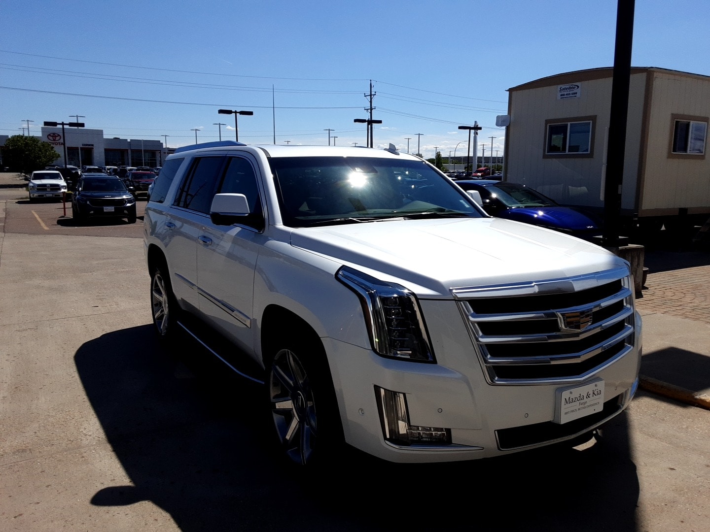 Used 2017 Cadillac Escalade Luxury with VIN 1GYS4BKJ8HR239568 for sale in Fargo, ND