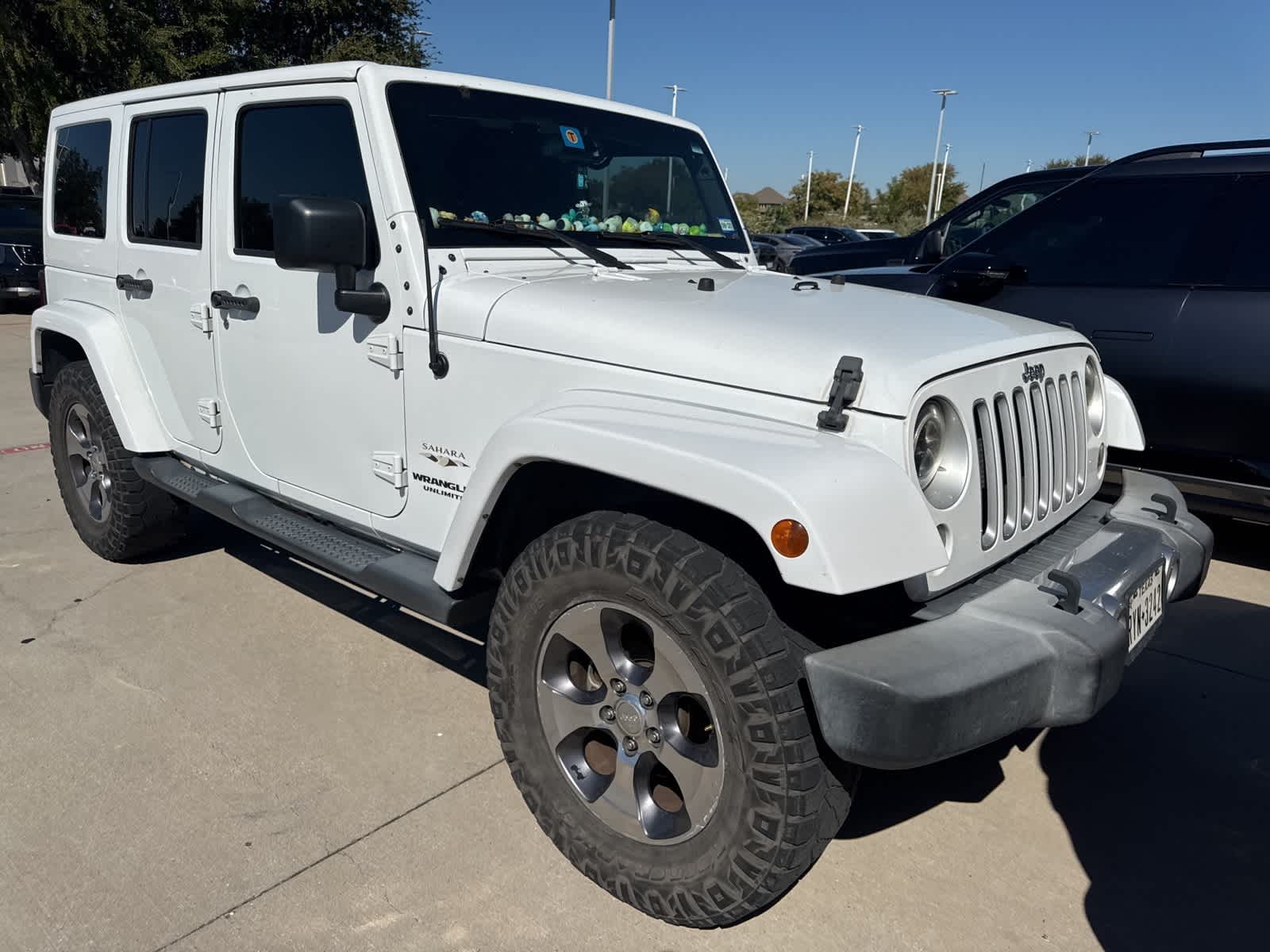 2016 Jeep Wrangler Unlimited Sahara photo 3