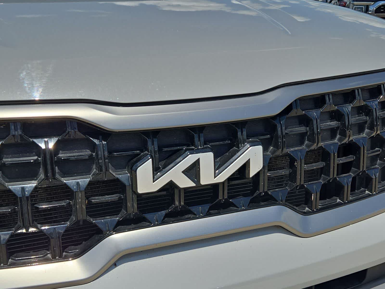 Thumbnail: 2023 Kia Telluride - 9