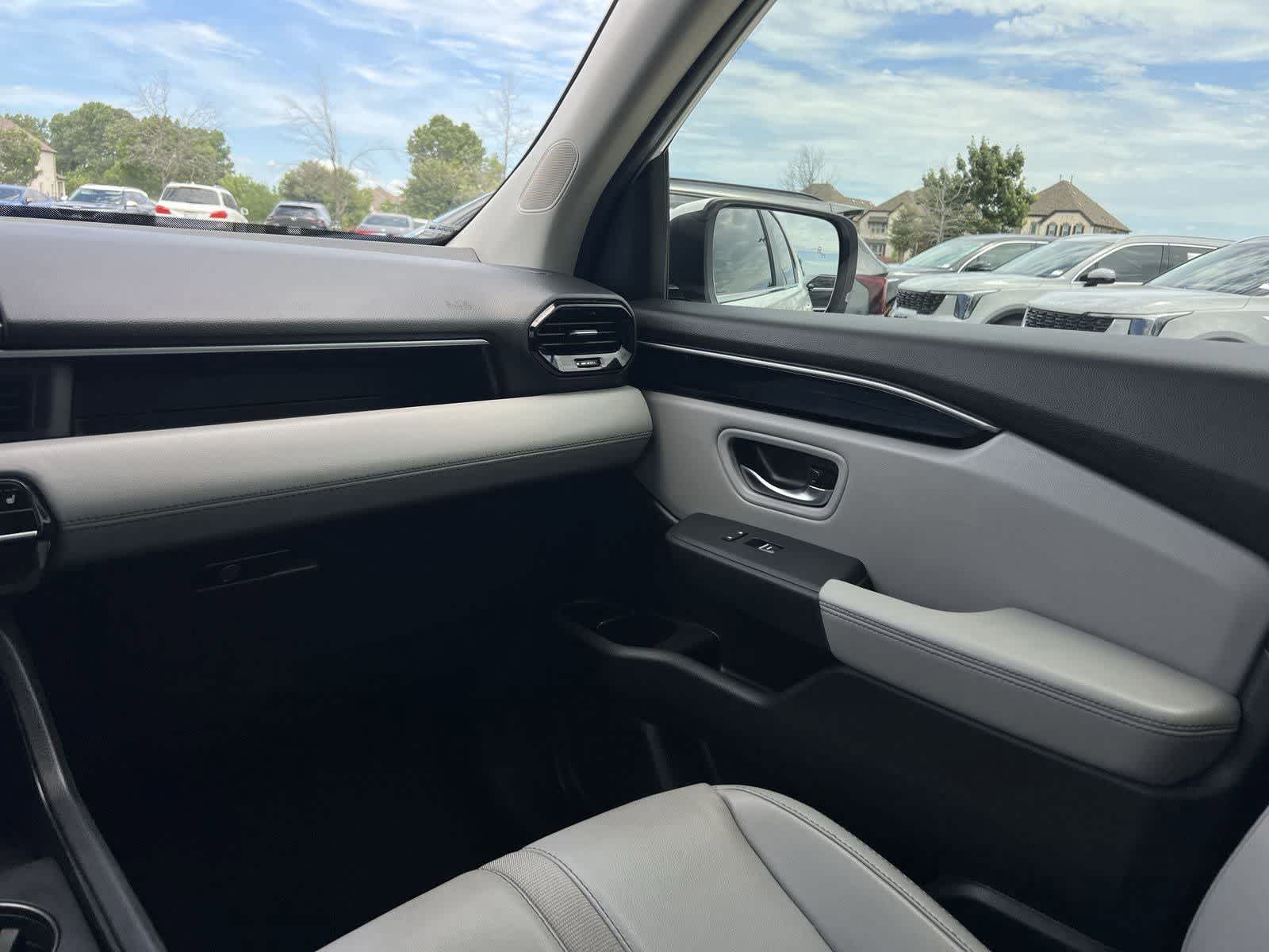 Thumbnail: 2025 Honda Pilot - 4