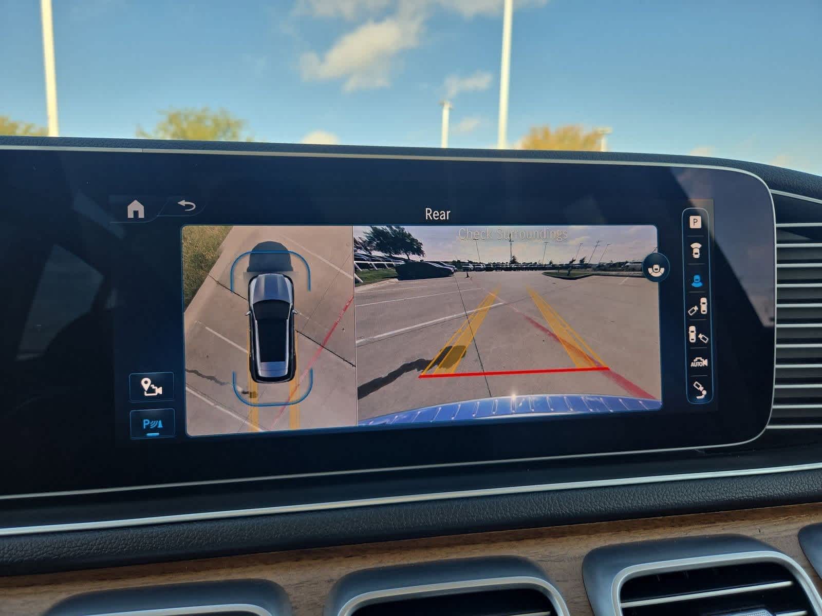 Thumbnail: 2024 Mercedes-Benz GLE - 28