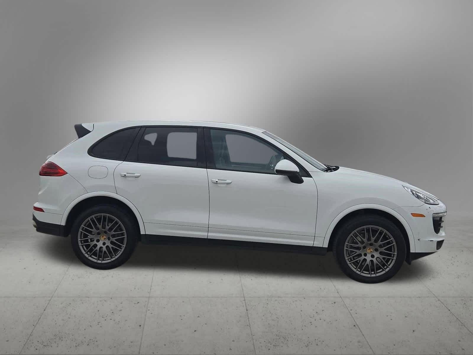 Thumbnail: 2017 Porsche Cayenne - 7