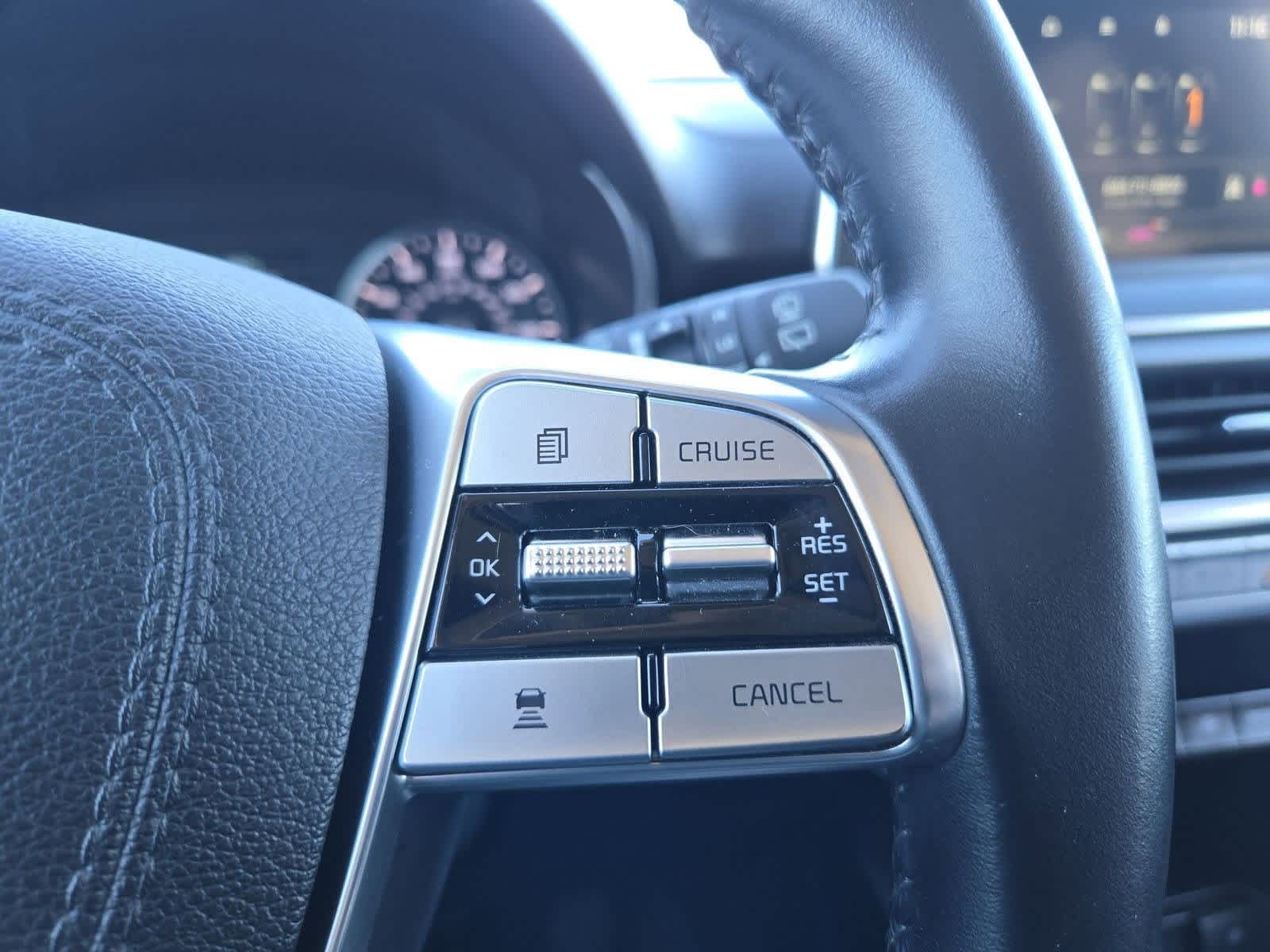 Thumbnail: 2022 Kia Telluride - 23