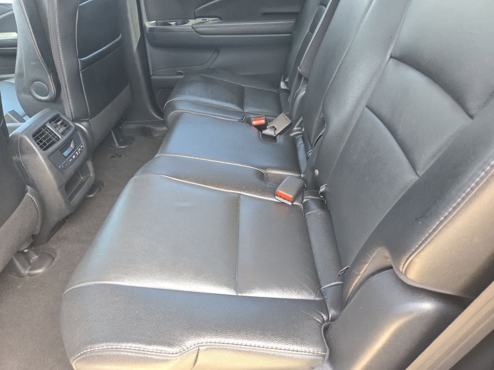 Thumbnail: 2016 Honda Pilot - 19