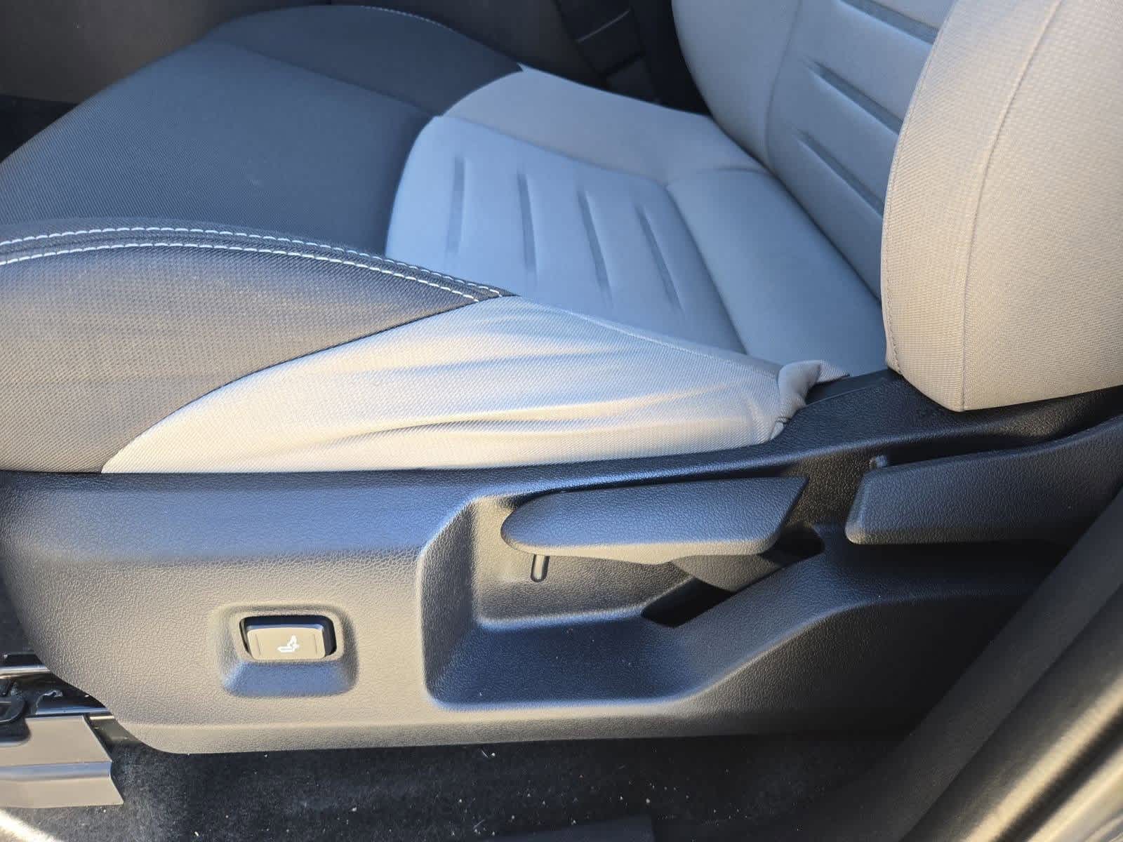 Thumbnail: 2024 Toyota Tacoma - 16