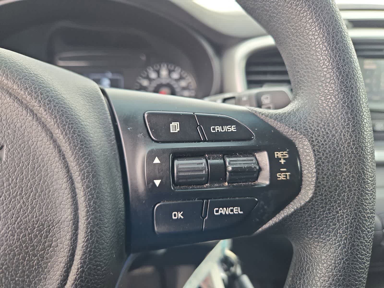 Thumbnail: 2016 Kia Sorento - 22