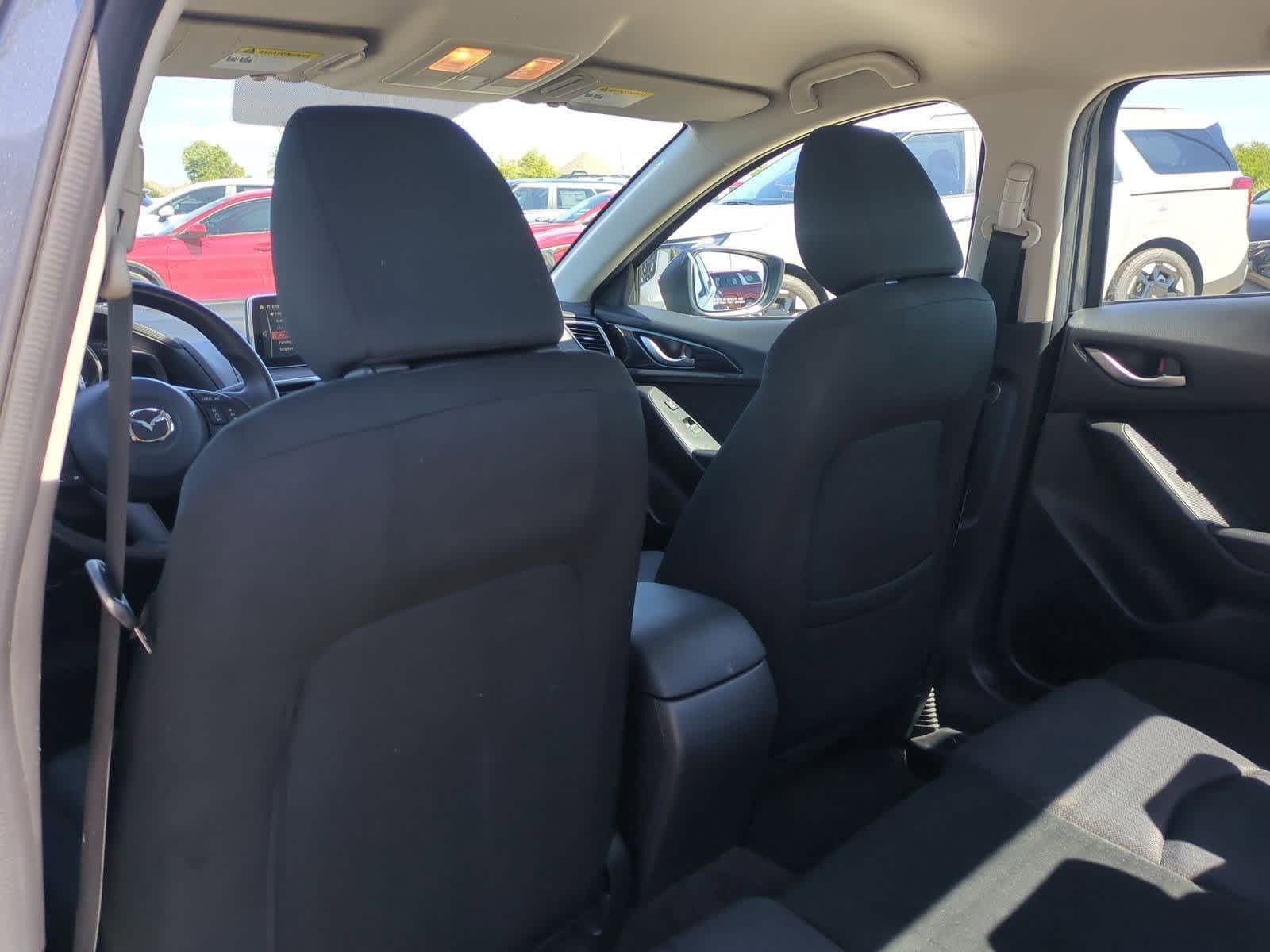 Thumbnail: 2016 Mazda Mazda3 - 17