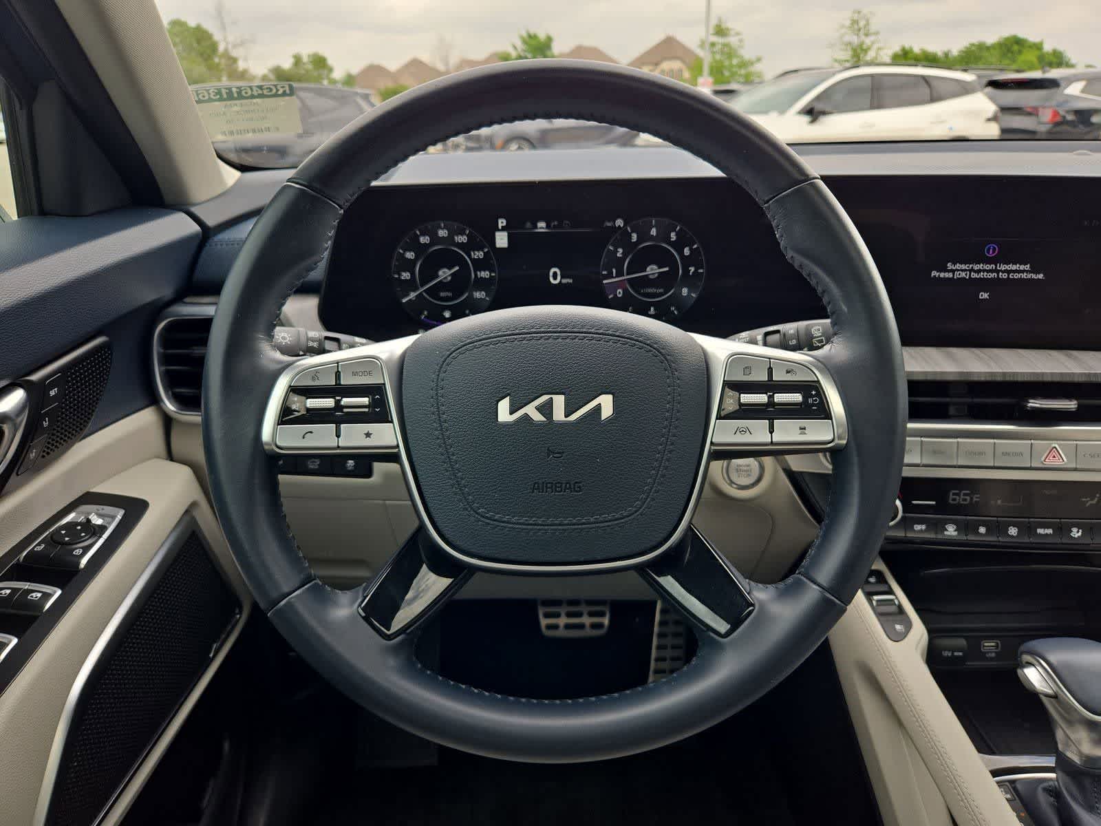 Thumbnail: 2024 Kia Telluride - 22