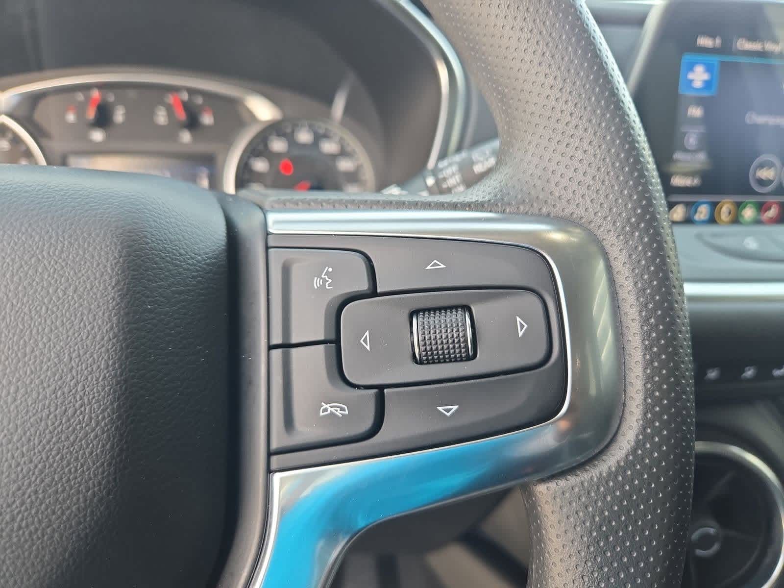 Thumbnail: 2021 Chevrolet Blazer - 24