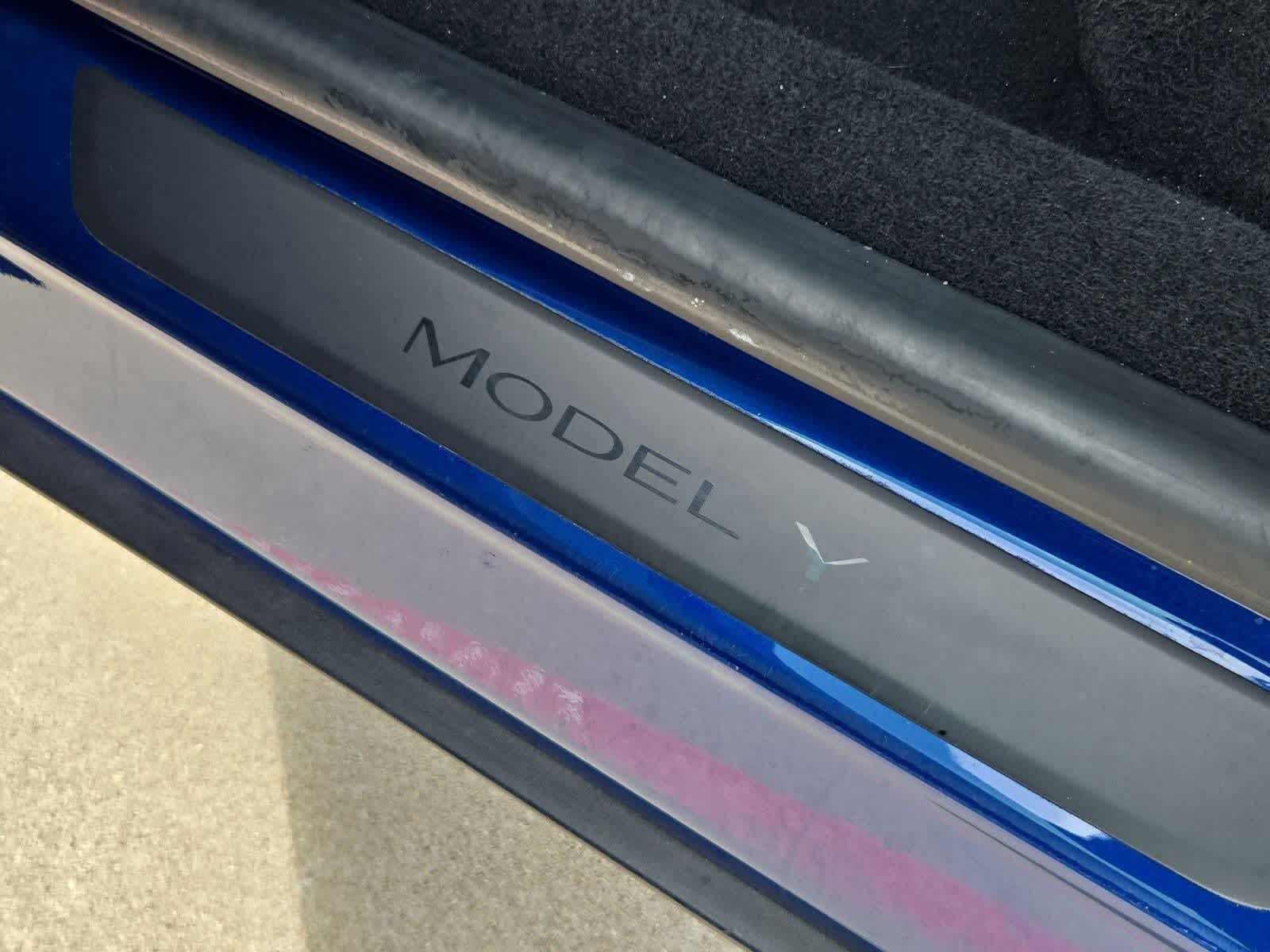 Thumbnail: 2022 Tesla Model Y - 10