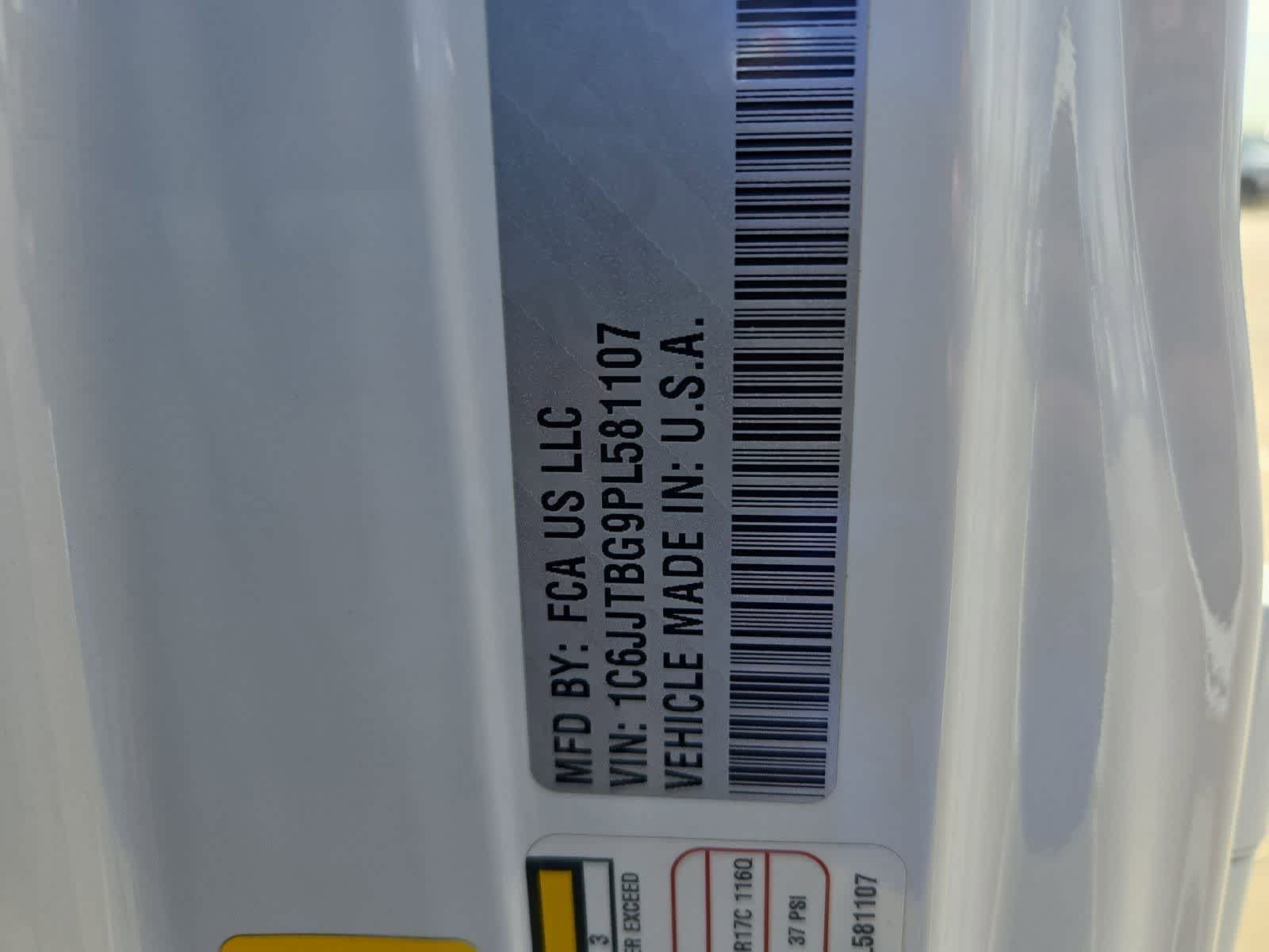 Thumbnail: 2023 Jeep Gladiator - 34