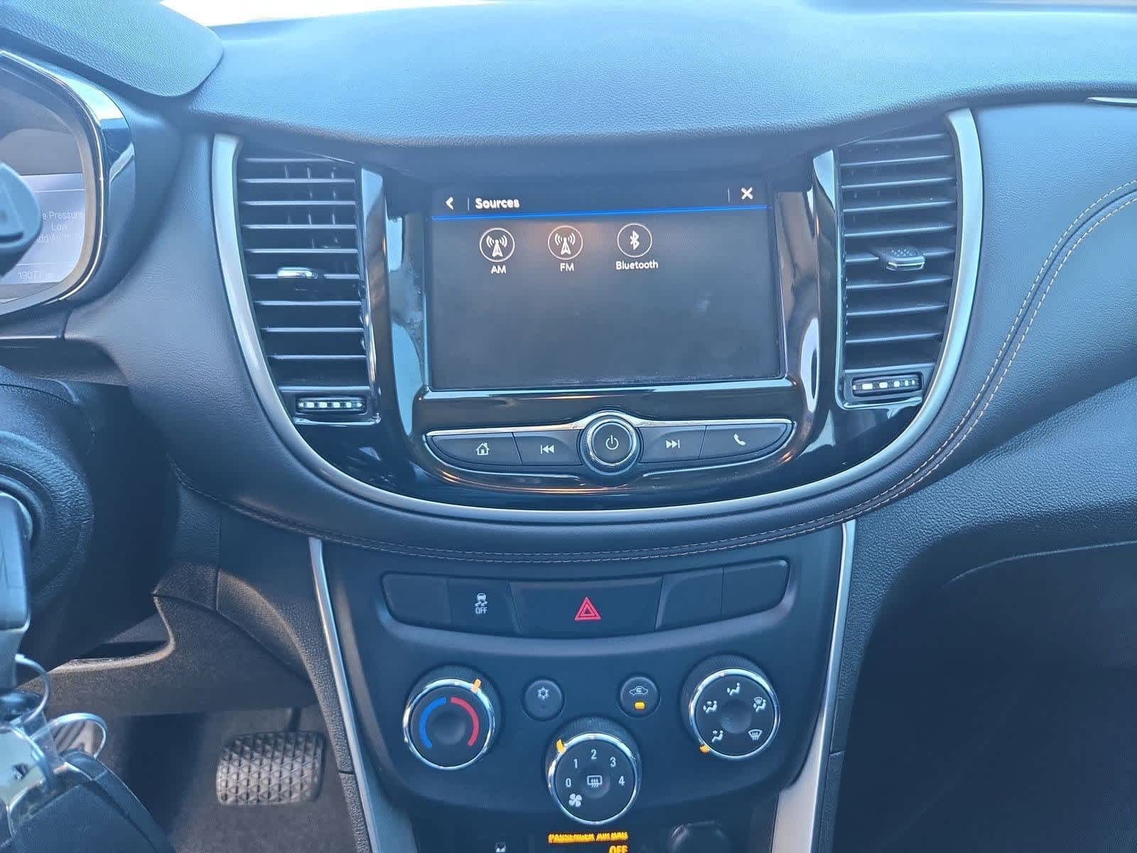 Thumbnail: 2020 Chevrolet Trax - 24