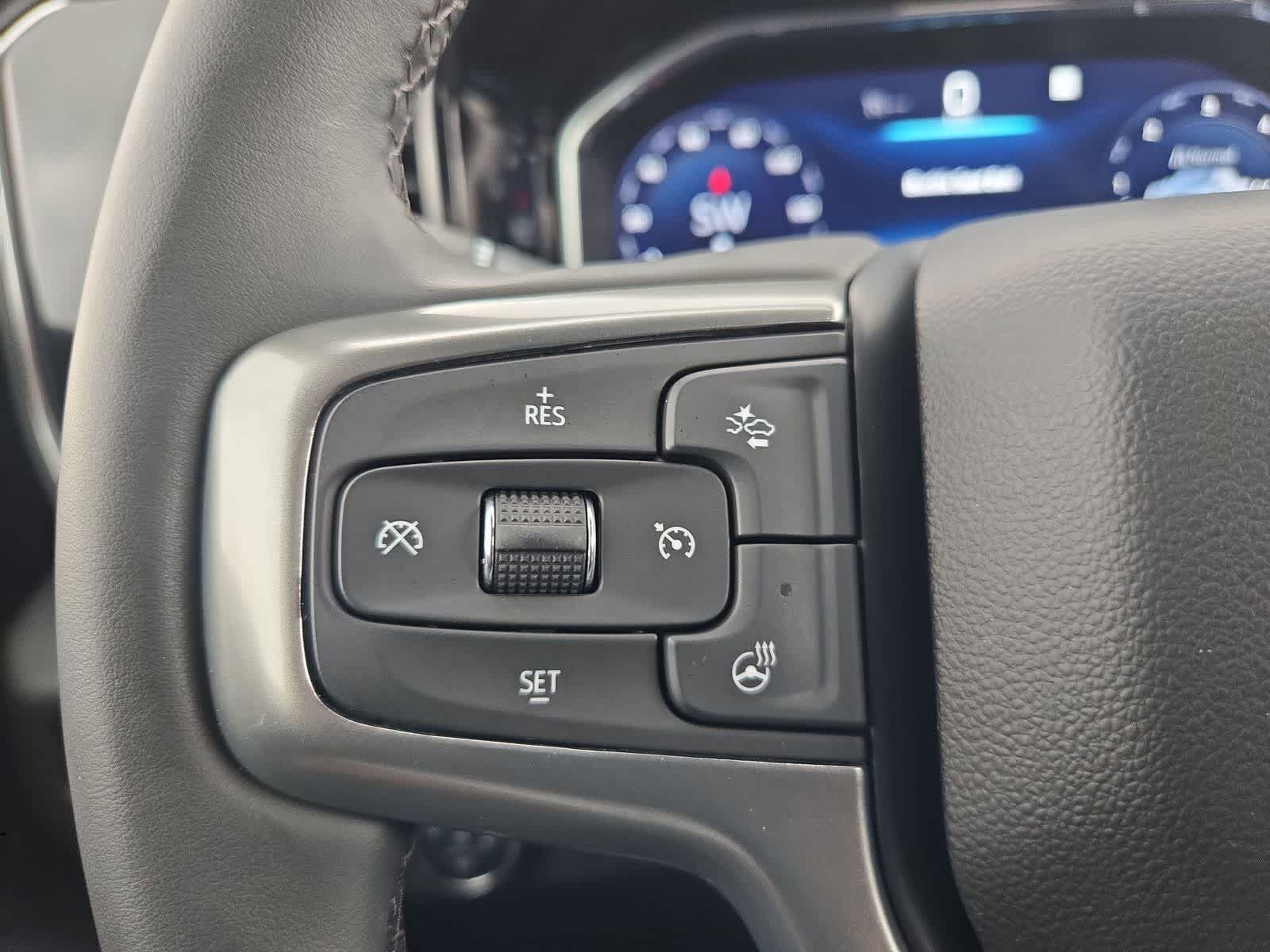 Thumbnail: 2023 Chevrolet Silverado 1500 - 21